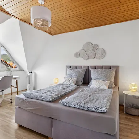 Belisima I I Deutsche Weinstraße I Individuell Mit Charm I Ruhig Am Kurpark I Nähe Supermarkt - Bäcker - Bahnhof Apartment