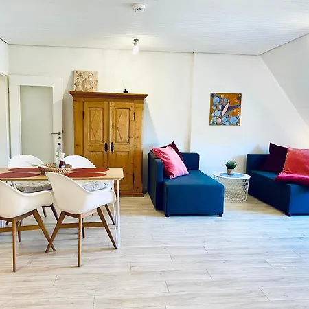 Besilima Apartments Deidesheim - Zentral & Ruhig Am Kurpark ダイデスハイム