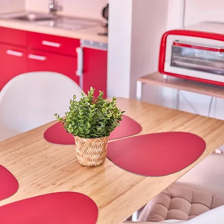 Apartment Belisima I I Deutsche Weinstraße I Individuell Mit Charm I Ruhig Am Kurpark I Nähe Supermarkt - Bäcker - Bahnhof Deidesheim