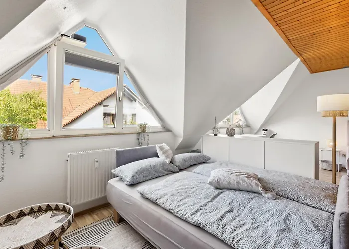 Belisima I I Deutsche Weinstraße I Individuell Mit Charm I Ruhig Am Kurpark I Nähe Supermarkt - Bäcker - Bahnhof Apartment *