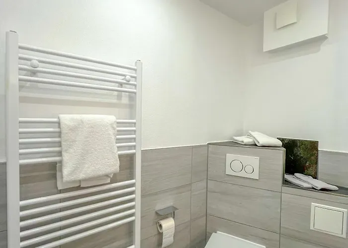 Belisima I I Deutsche Weinstraße I Individuell Mit Charm I Ruhig Am Kurpark I Nähe Supermarkt - Bäcker - Bahnhof