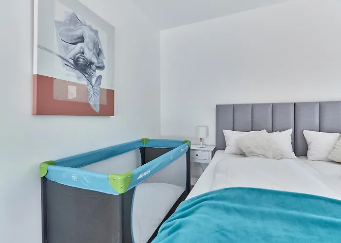 Belisima I I Deutsche Weinstraße I Individuell Mit Charm I Ruhig Am Kurpark I Nähe Supermarkt - Bäcker - Bahnhof Apartment