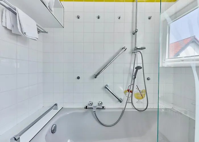 Belisima I I Deutsche Weinstraße I Individuell Mit Charm I Ruhig Am Kurpark I Nähe Supermarkt - Bäcker - Bahnhof Apartment